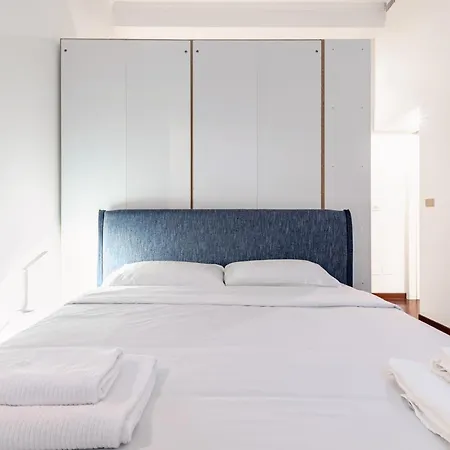 Guesthost - Brera Escape! Exclusive Roomy Flat Apartmán *