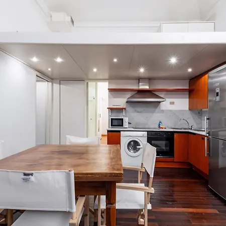 Guesthost - Brera Escape! Exclusive Roomy Flat Milán
